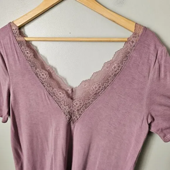 EUC AMERICAN EAGLE SOFT & SEXY DOUBLE V NECK LACED MAUVE TOP SIZE M - Picture 10 of 13